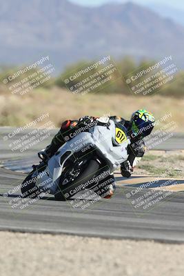 media/Oct-04-2025-CVMA (Sat) [[408bcdd6e4]]/Race 14-500-400-350 Supersport/